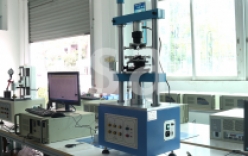 插拔力試驗(yàn)機(jī)加班調(diào)試生產(chǎn)中，即將發(fā)貨客戶